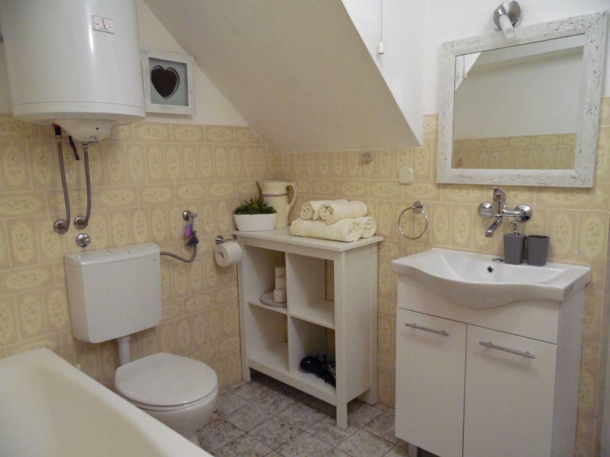 Mita Appartamento Korčula Esterno foto