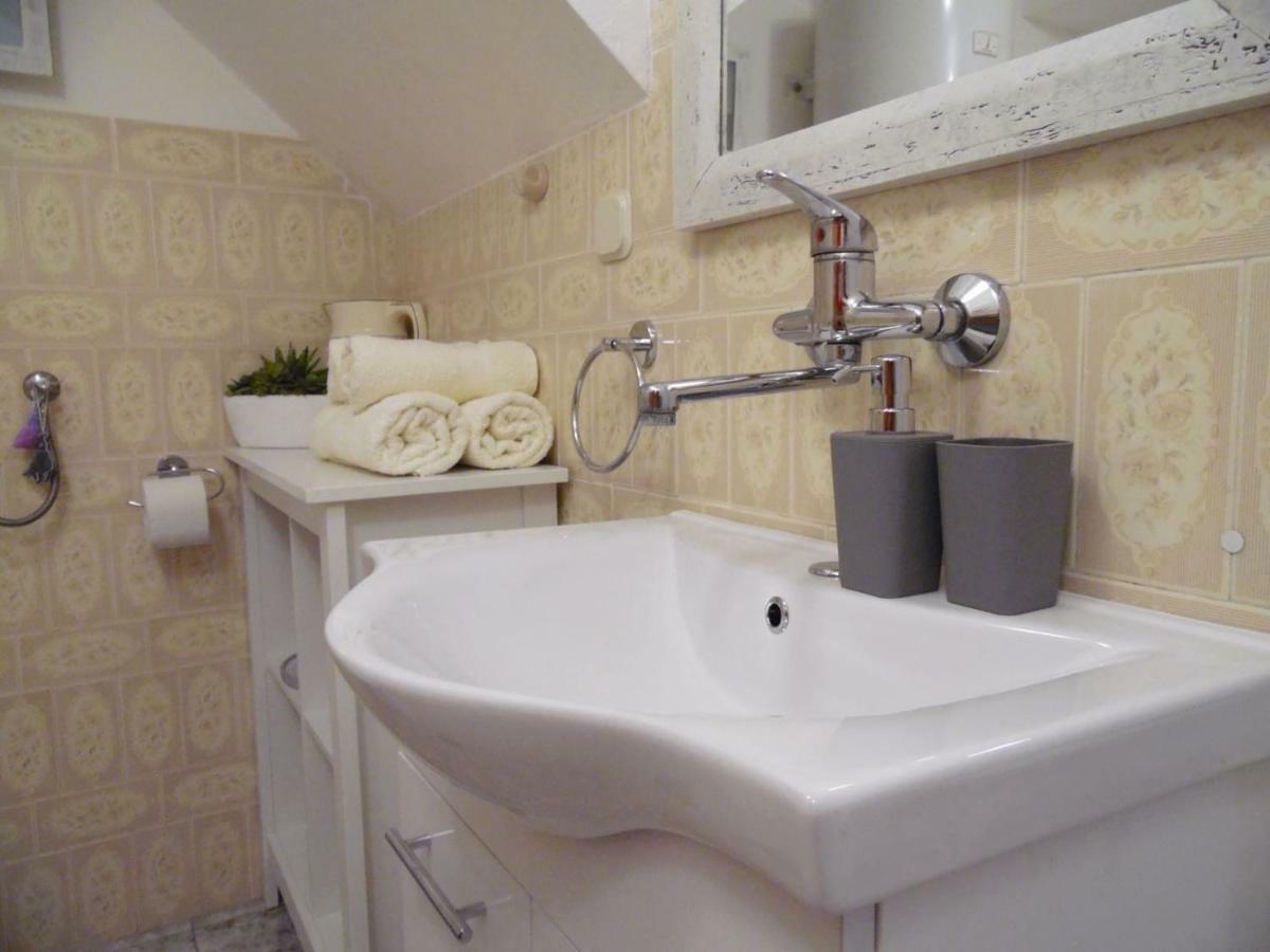 Mita Appartamento Korčula Esterno foto